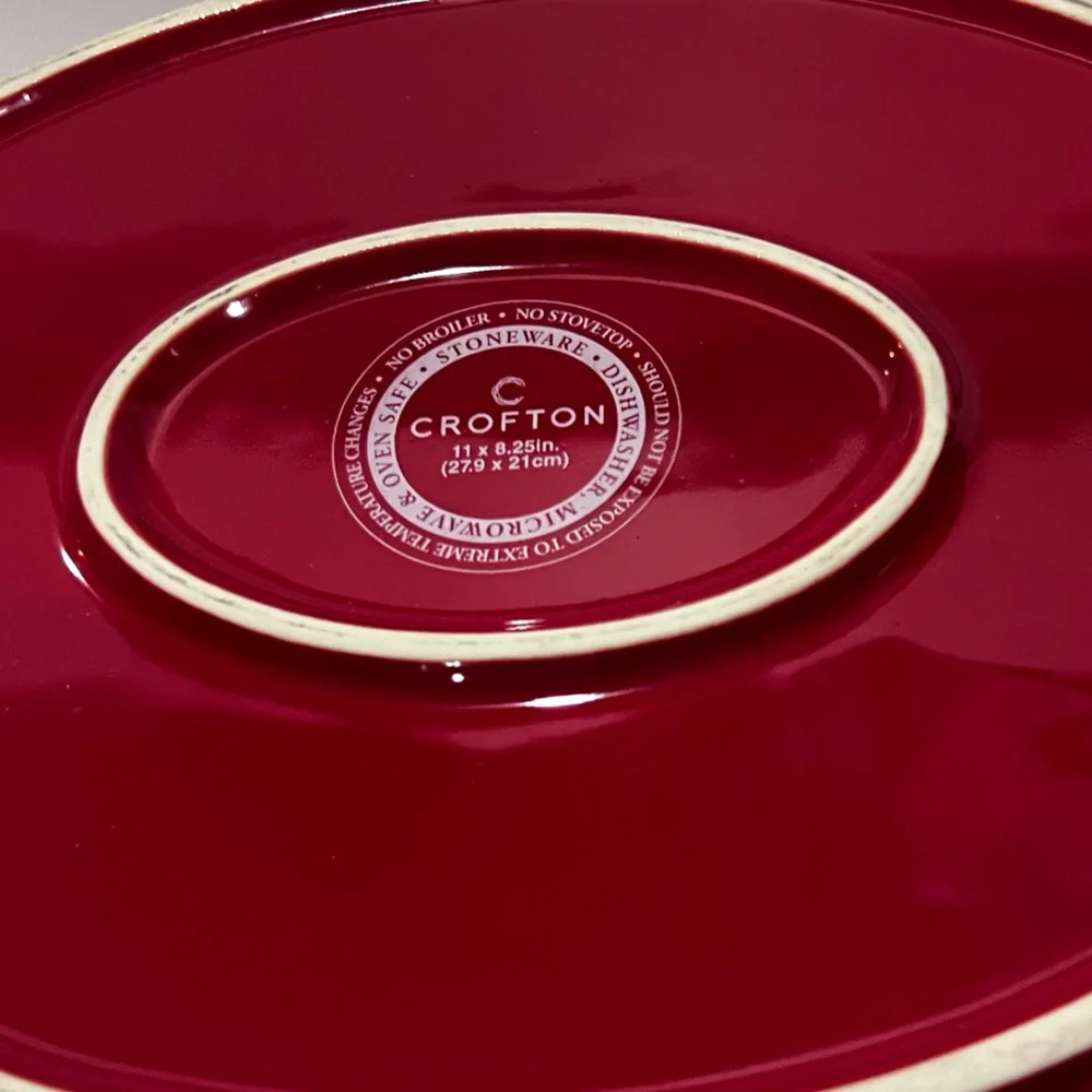 Red Crofton Ceramic Casserole Dish